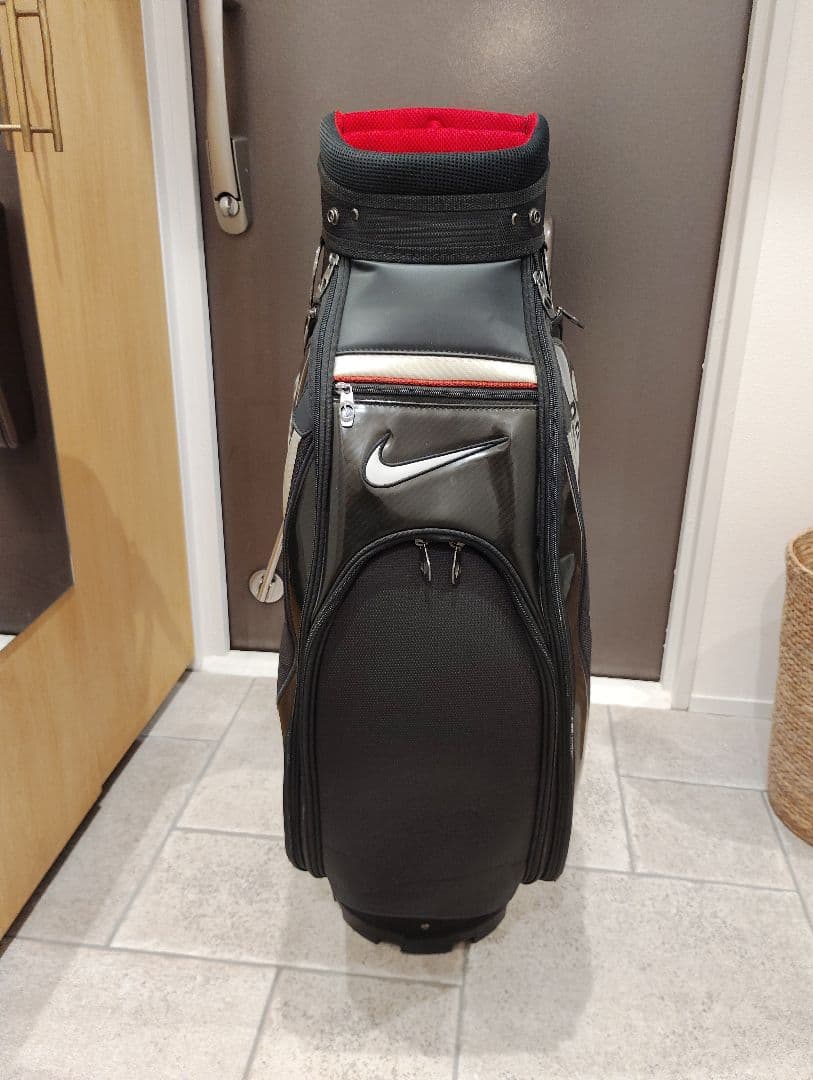 本日限定価格【美品】完売　NIKE,キャディバッグ