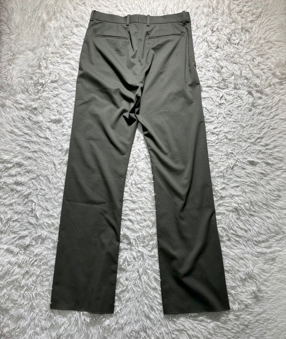 【新品タグ付き】finders keepers スラックスパンツ　グリーン　M