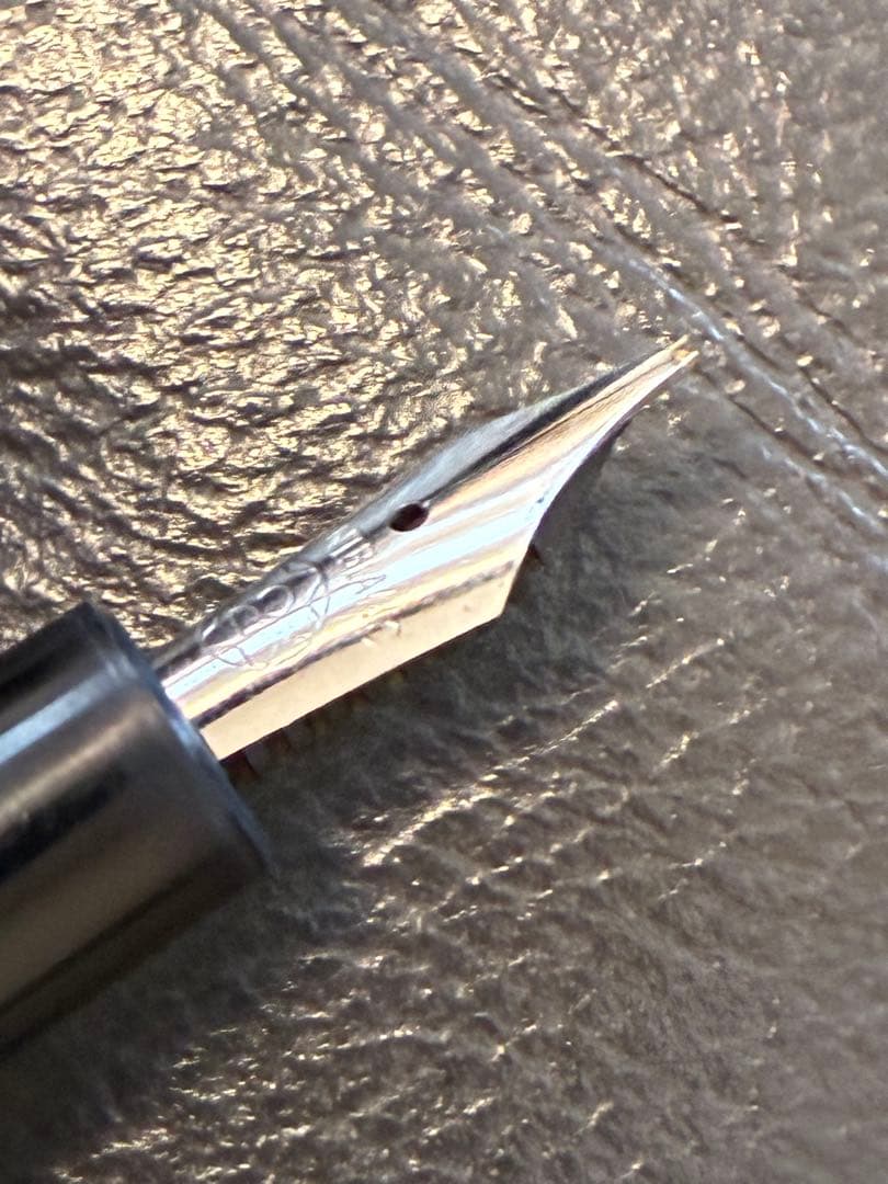 Y*a様 ◾️MONT BLANC モンブラン◾️万年筆◾️吸入筆記未確認◾️ジ