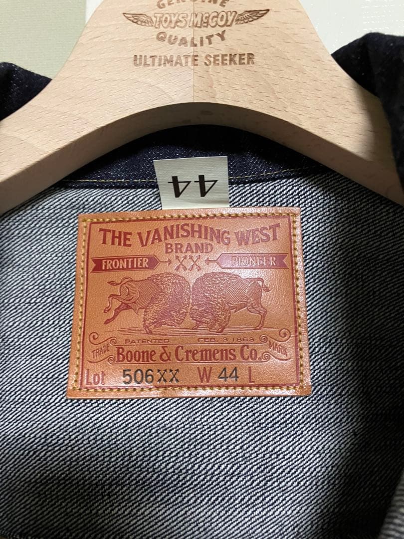 完全新品　フリーホイーラーズの1942年モデルデニムジャケットNW品 サイズ44