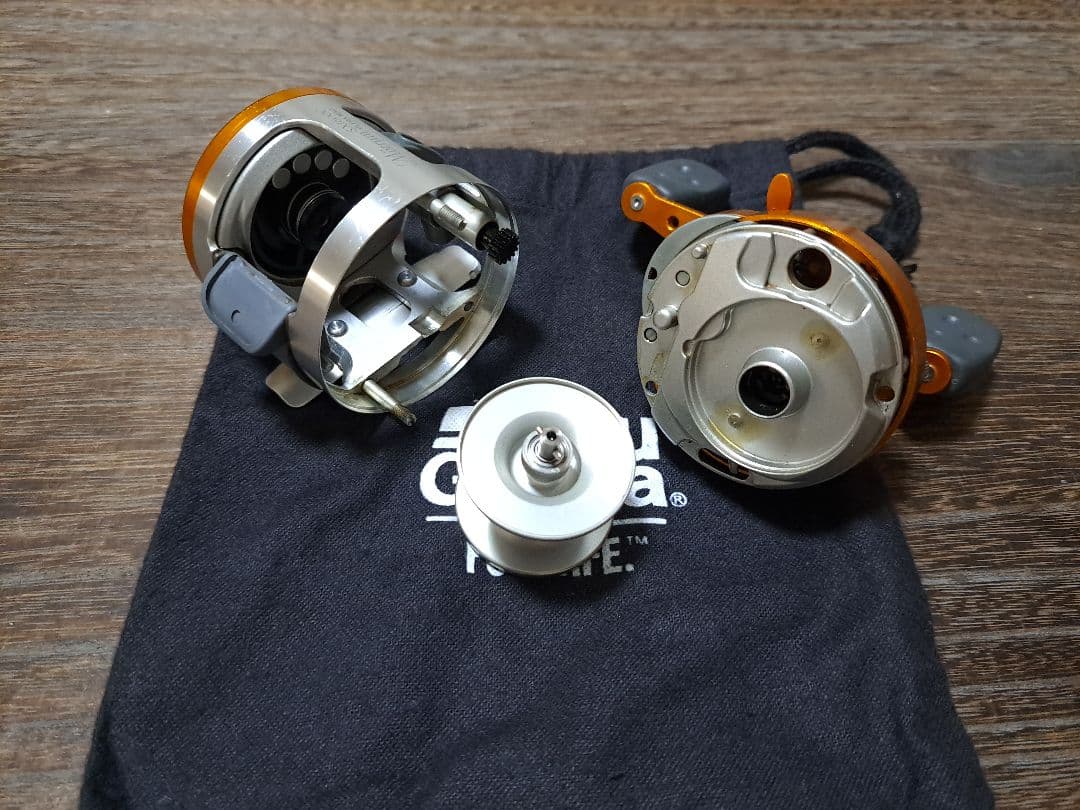 美品　付属品あり　アブガルシア　ウルトラマグ　SX1600C　サンセットオレンジ