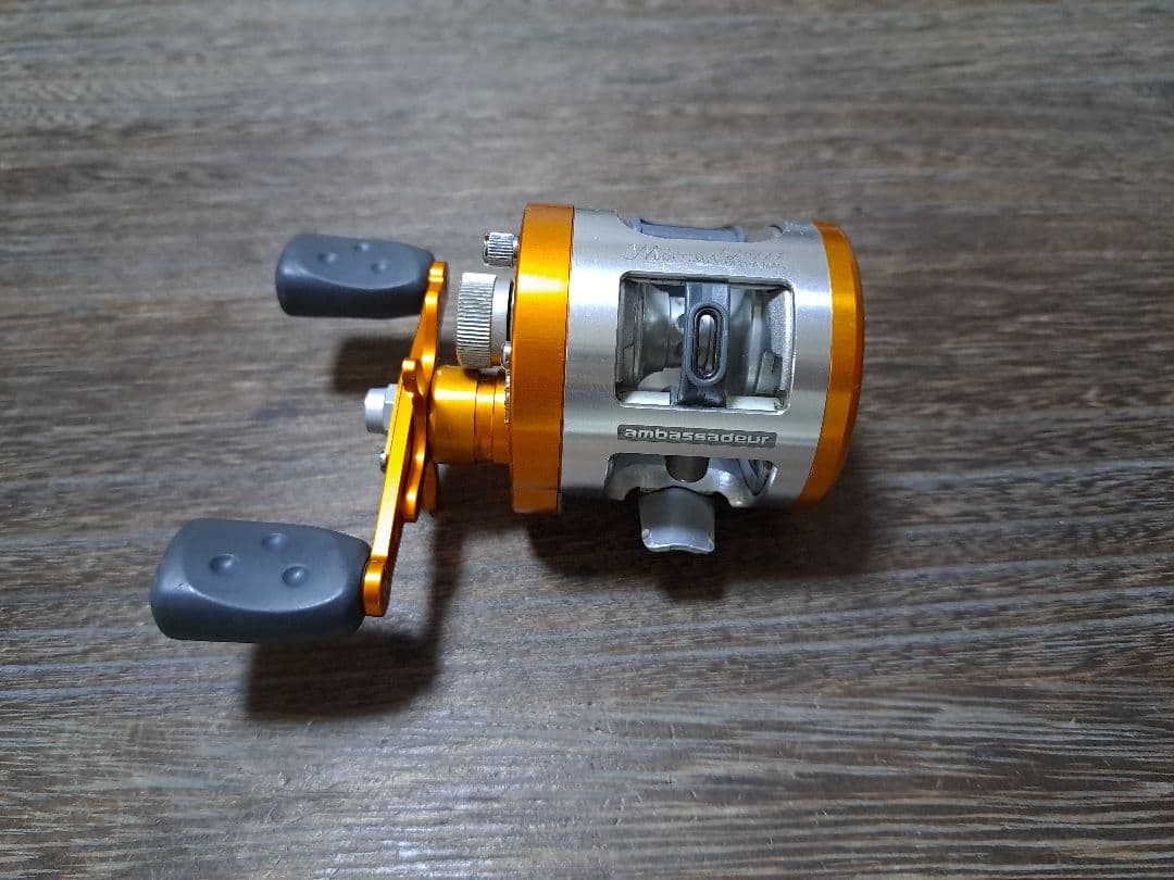 美品　付属品あり　アブガルシア　ウルトラマグ　SX1600C　サンセットオレンジ