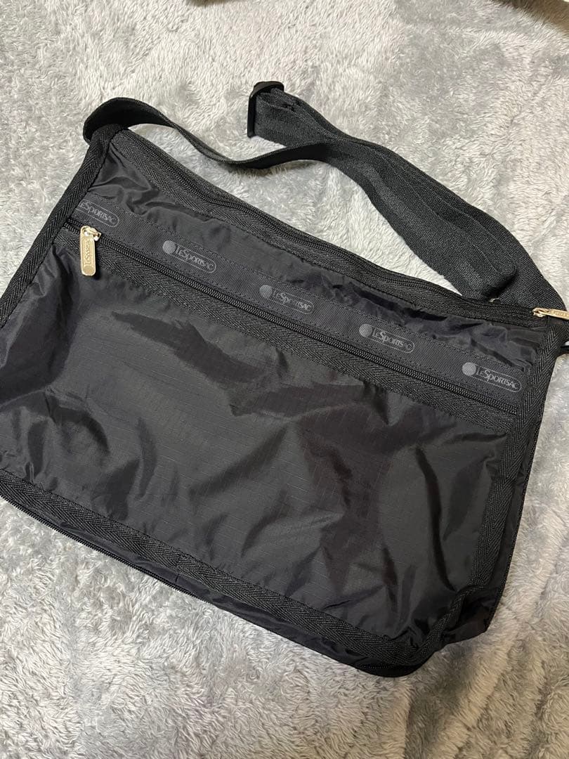 LeSportsac ショルダーバッグ