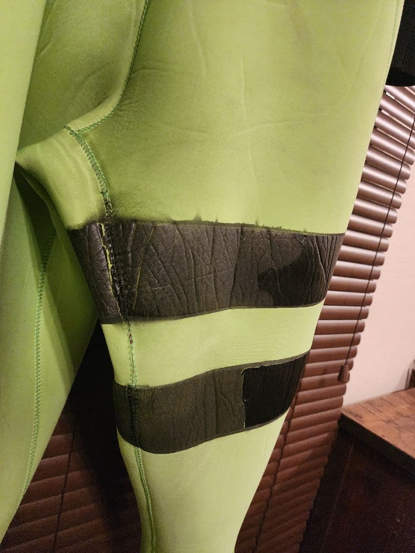 Hurley フルスーツ ブラック/グリーン　中古
