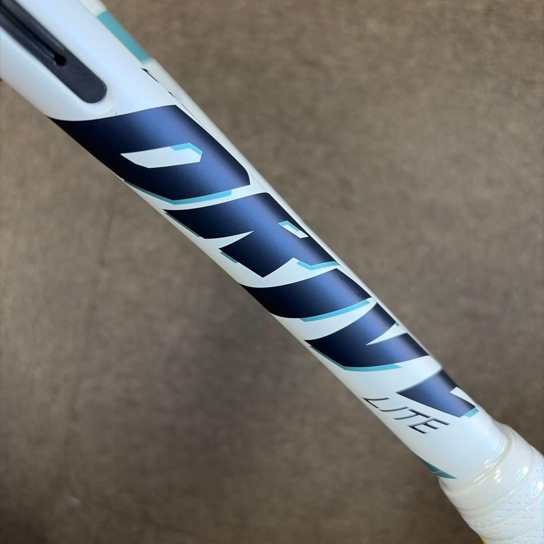 Babolat EVO DRIVE Lite White G1 　新品