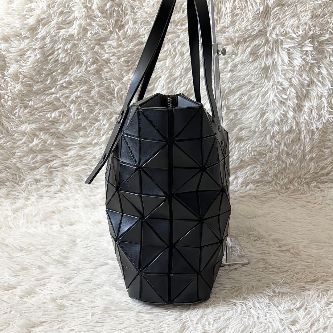 美品✨BAOBAOバオバオイッセイミヤケ　ロックマット　トートバッグ　ブラック