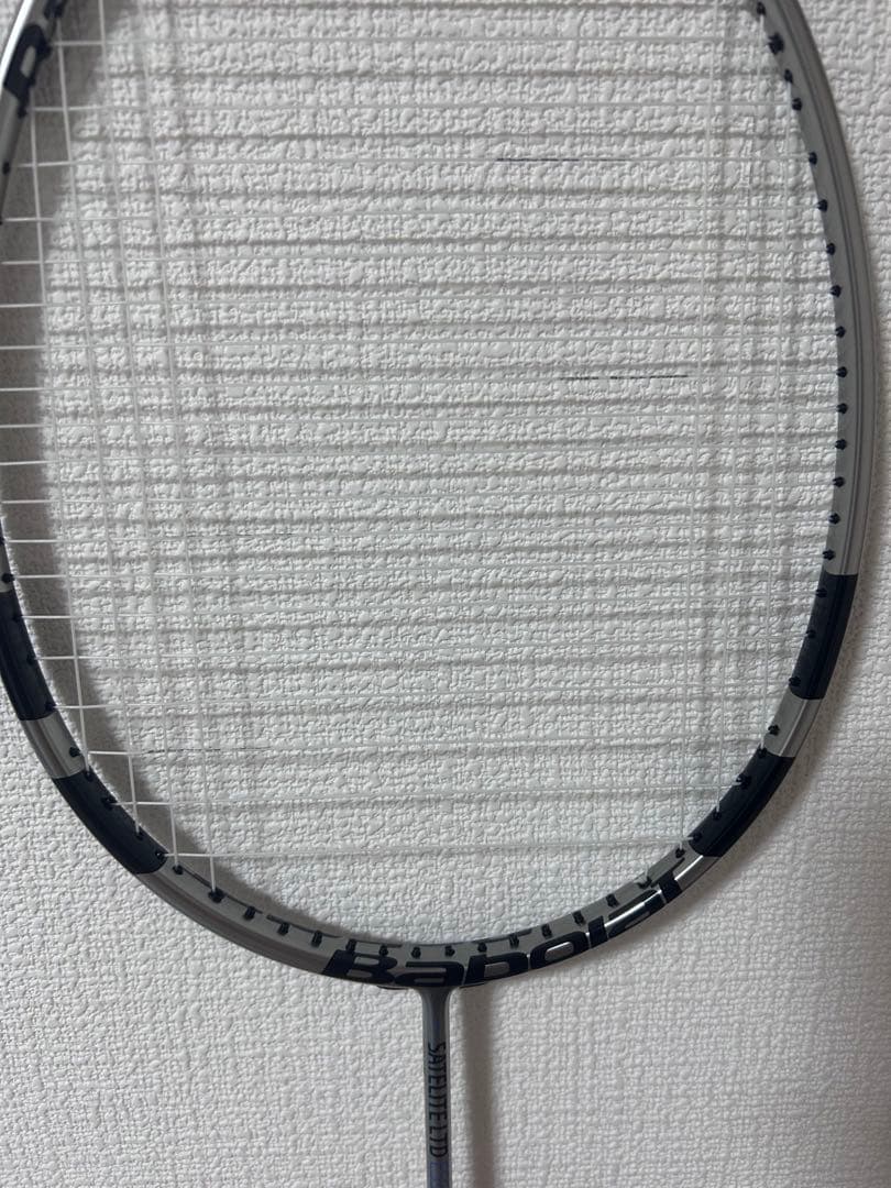バボラ（BabolaT）　バドミントンラケットサテライト6.5LTD