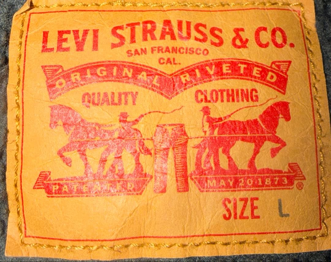 Levi’s（Levi Strauss & Co）　ブラックデニムジャケット