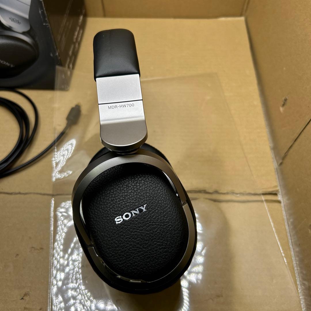 ソニー　9.1ch デジタルサラウンド　ヘッドホンシステムMDR-HW700DS