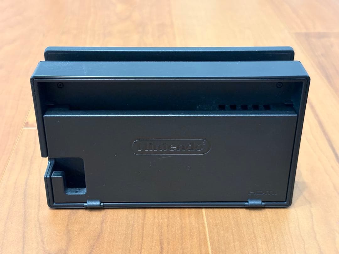 Nintendo Switch （シリアル・保証非記載版）ネオンブルー、レッド
