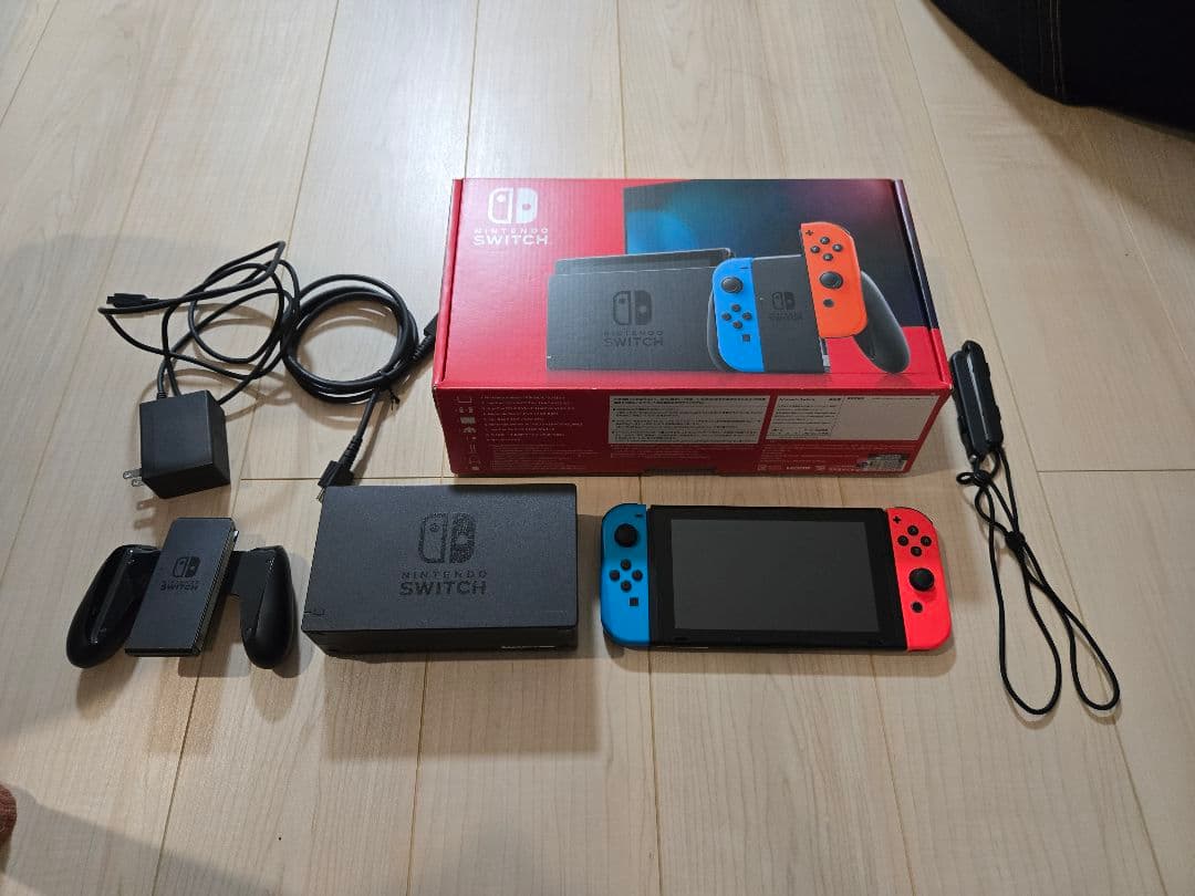 【美品】Nintendo Switch 本体・化粧箱・付属品