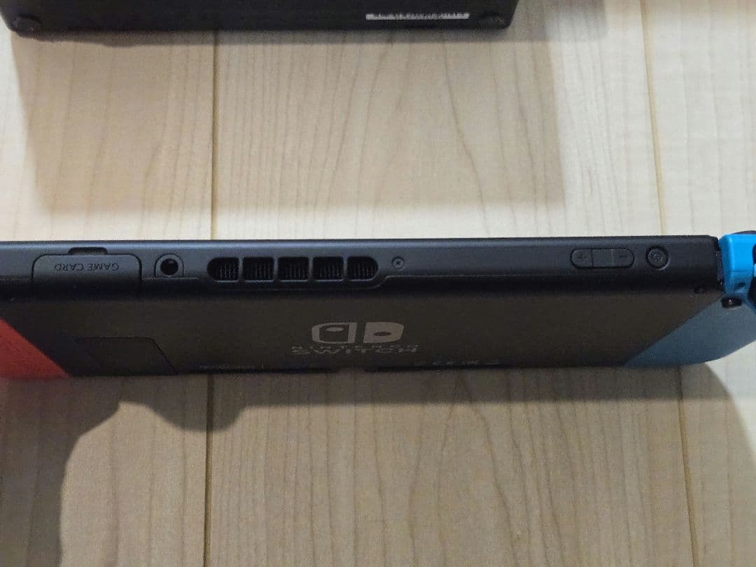 【美品】Nintendo Switch 本体・化粧箱・付属品