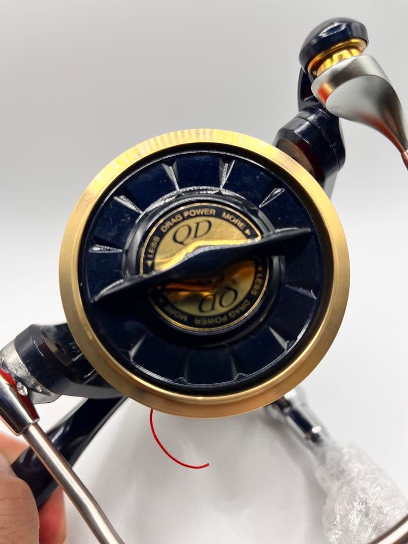 【美品】ダイワ WINDCAST ウィンドキャスト4000QD