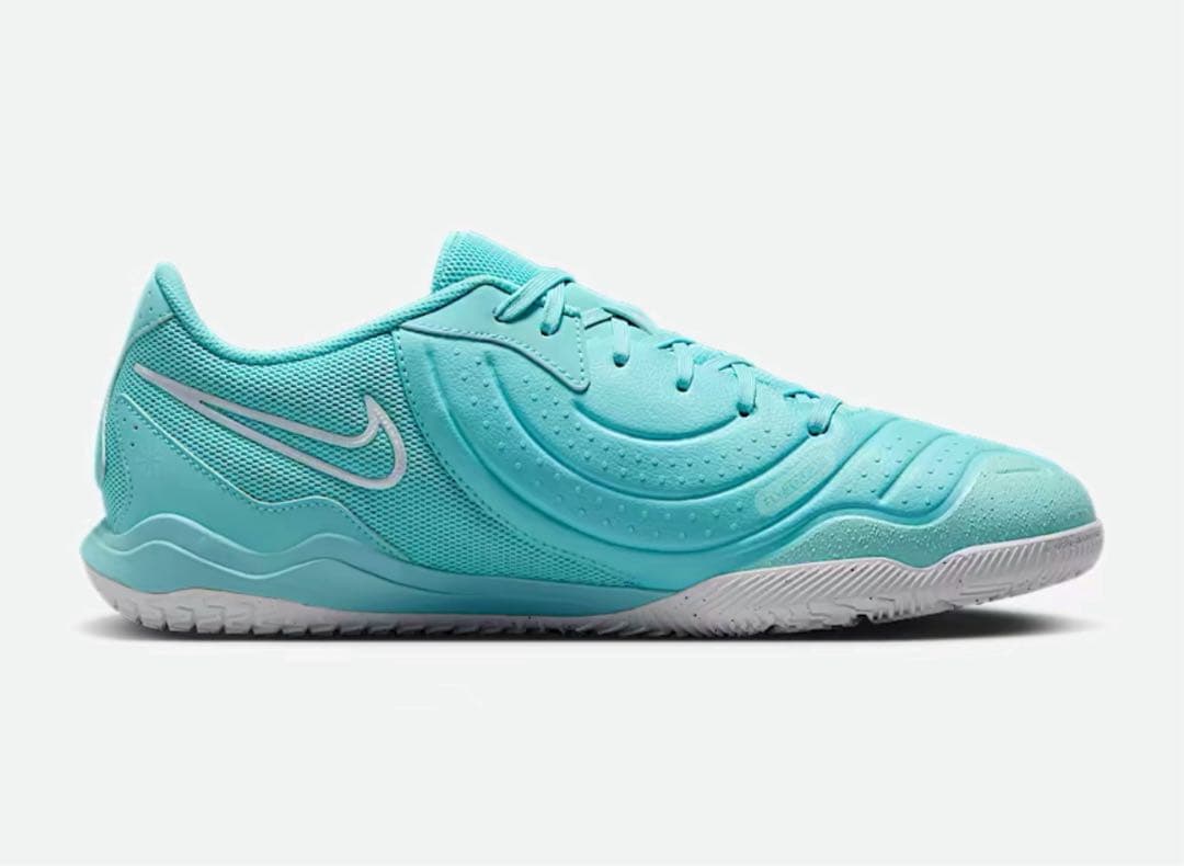 Nike ティエンポ　レジェンド10 アカデミー