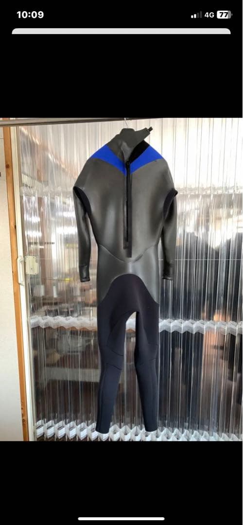 サーフィンウエットスーツ