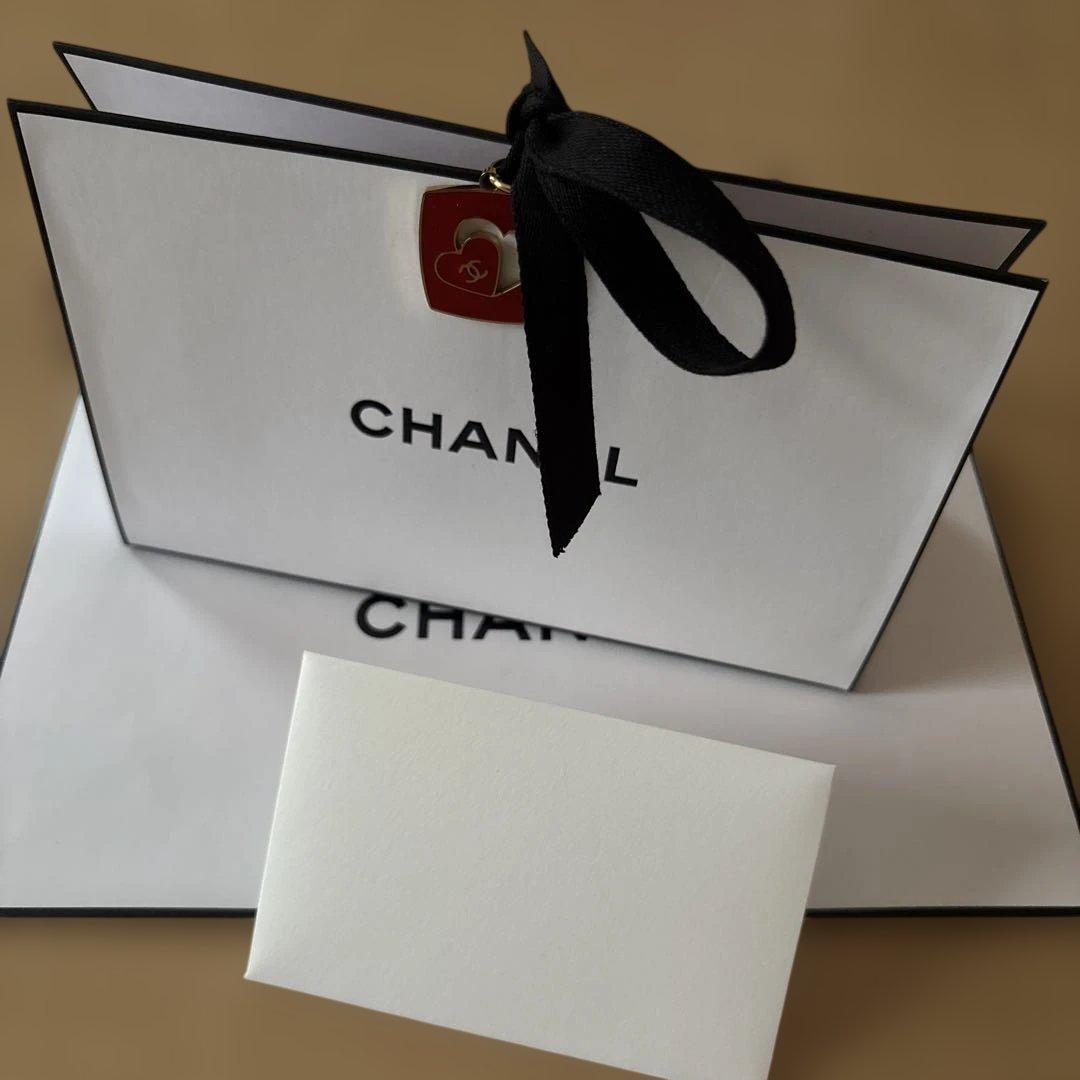 CHANEL レキャトルオンブル　29ココジーン アイシャドウ