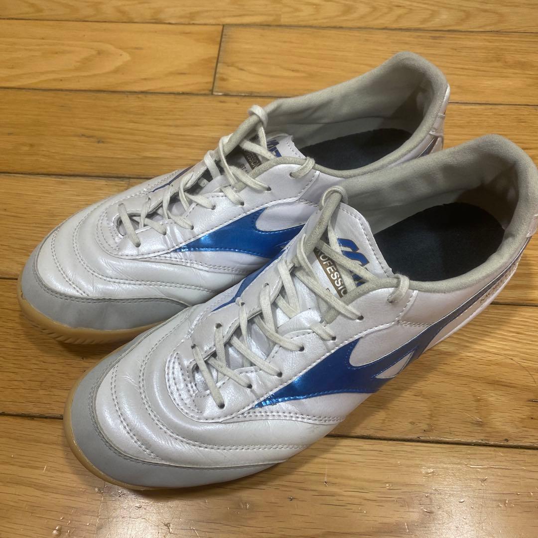 MIZUNO（ミズノ）フットサルシューズ　モレリア サラ　27.5cm