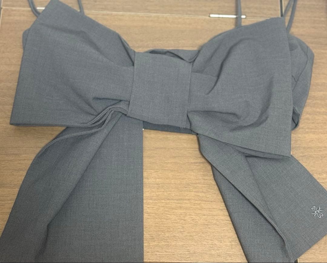 SORIN ダークグレー リボンビスチェ