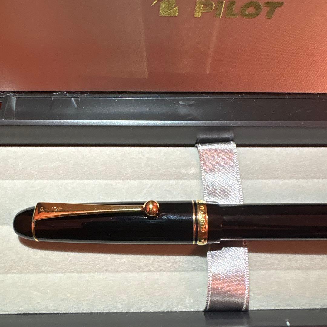 ボ*太様 【美品】【希少】パイロット　万年筆　FKK1000RB