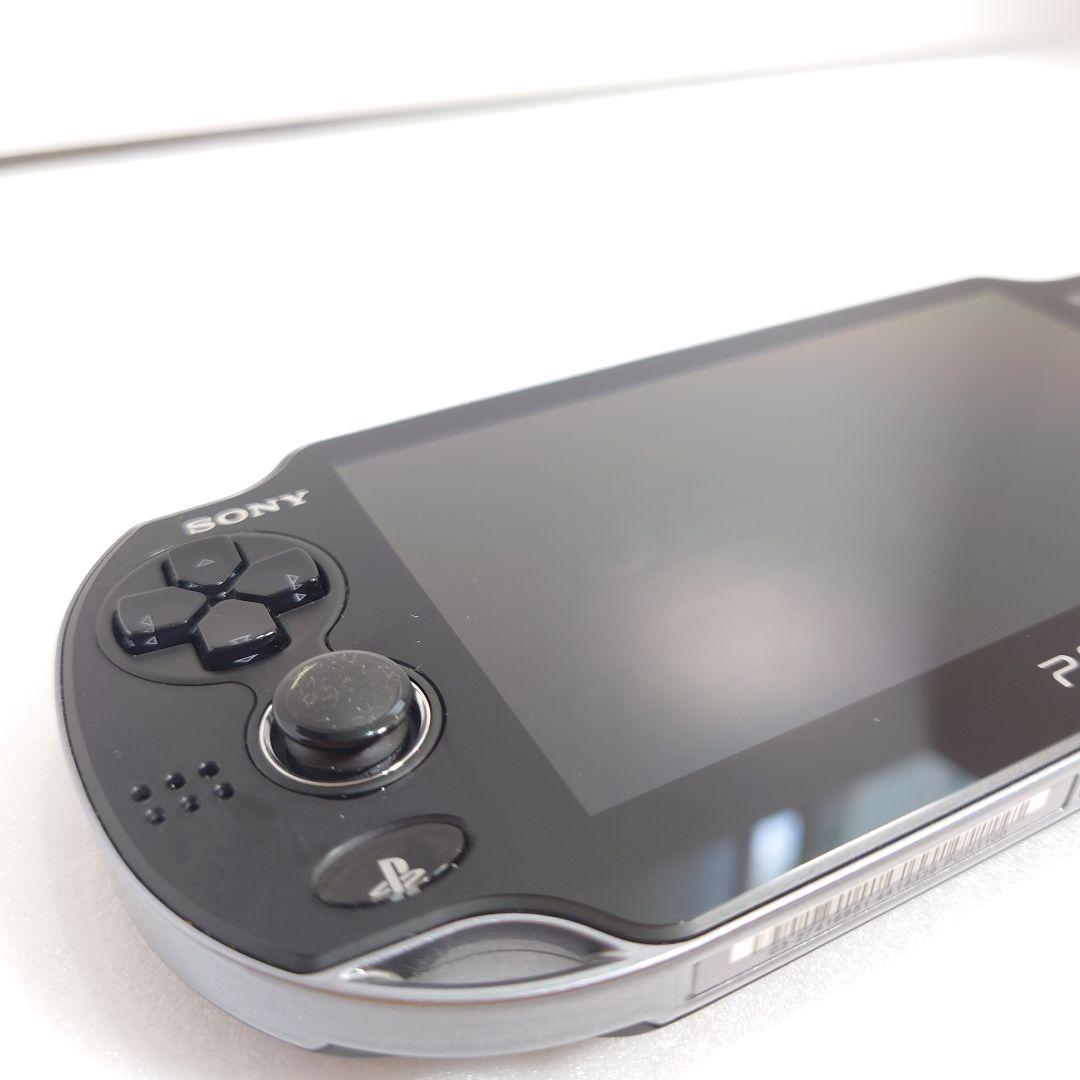 PS Vita PCH1100 ブラック 【ＩＰＳ液晶】【箱付き美品】