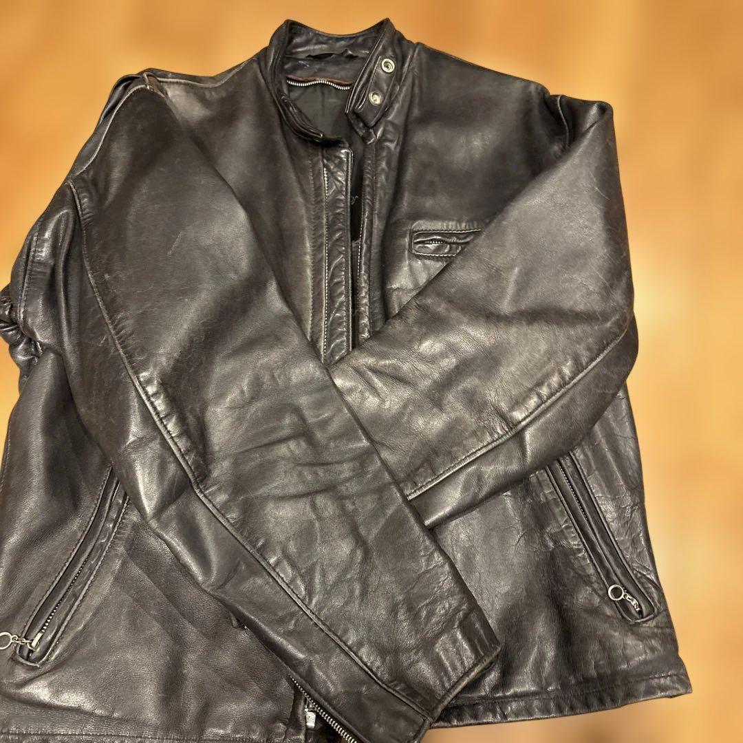 schott 黒のライダースジャケット