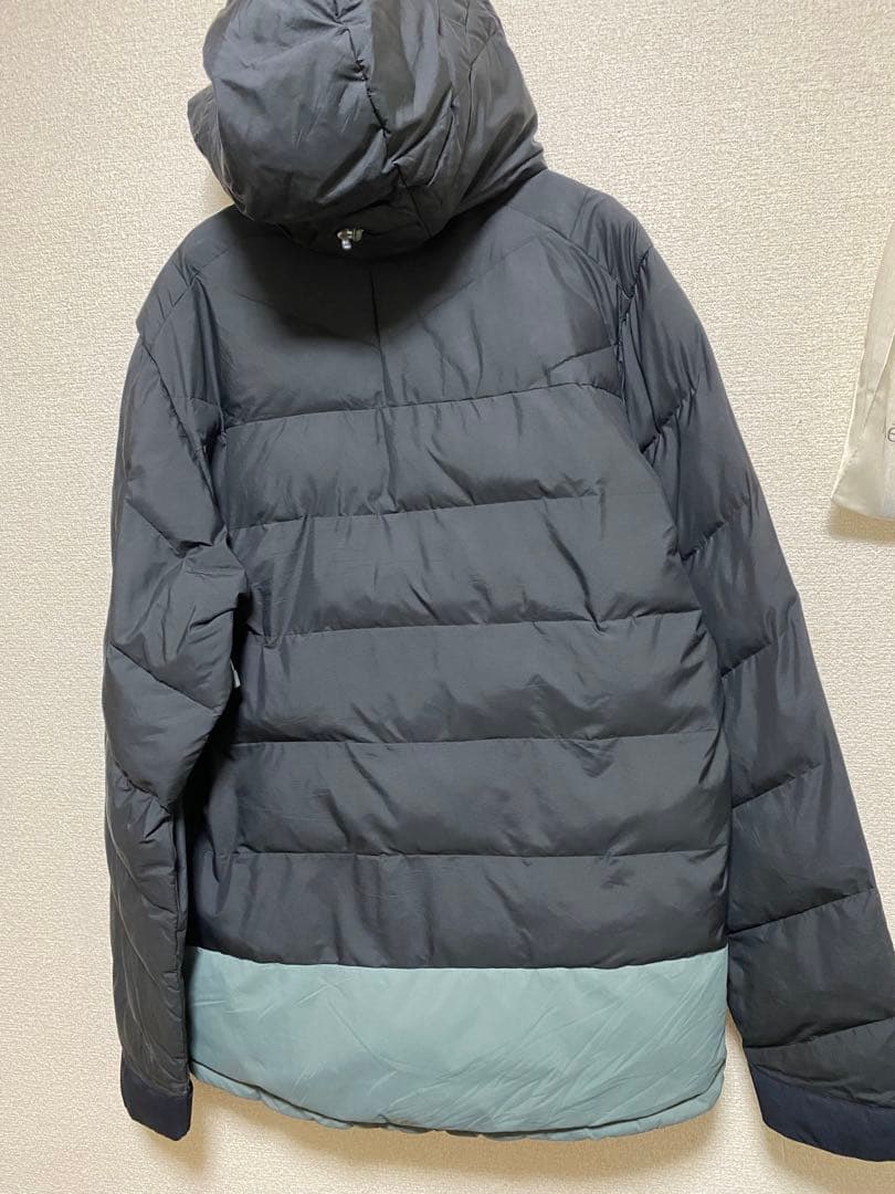 マウンテンハードウェアMOUNTAIN HARDWEAR 中綿ジャケット