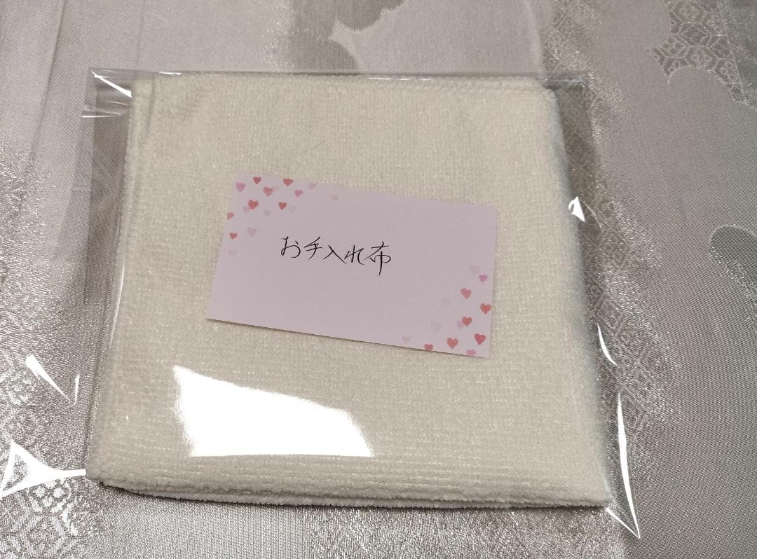高級感！≪加賀金箔≫の可愛い　重箱３段　漆塗　金箔　吸物椀