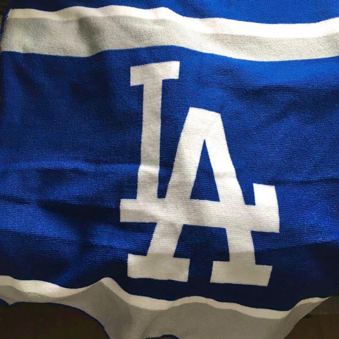 LA Dodgers ロサンゼルスドジャースUS限定フード付きバスタオル１点物
