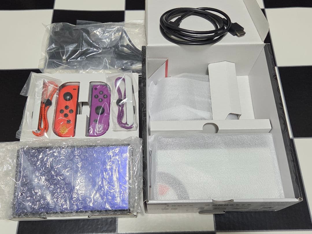 Nintendo Switch スカーレット・バイオレット エディション有機EL