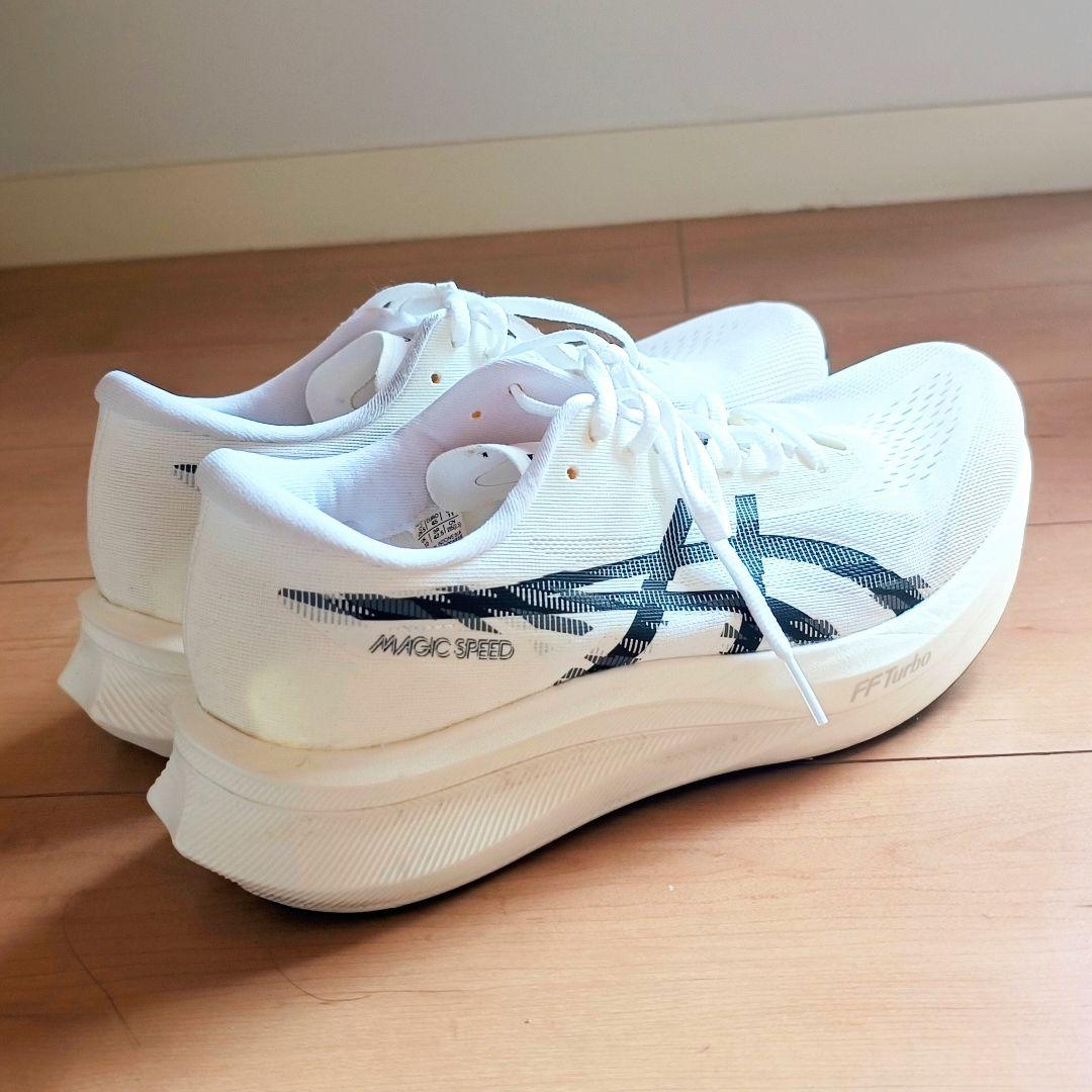 ASICS MAGIC SPEED 4 ホワイト/ブラック 28.5cm