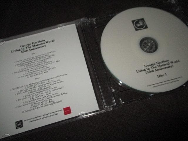 e harrison living in .. (50周年記念盤!!)
