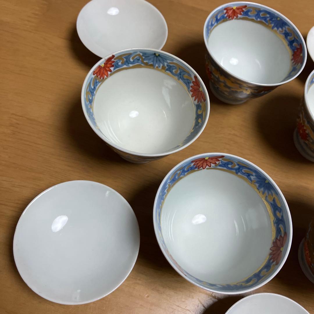 蓋付き小鉢５客 その３（有田焼　華古伊万里様式　菊唐草文様　薄作り）
