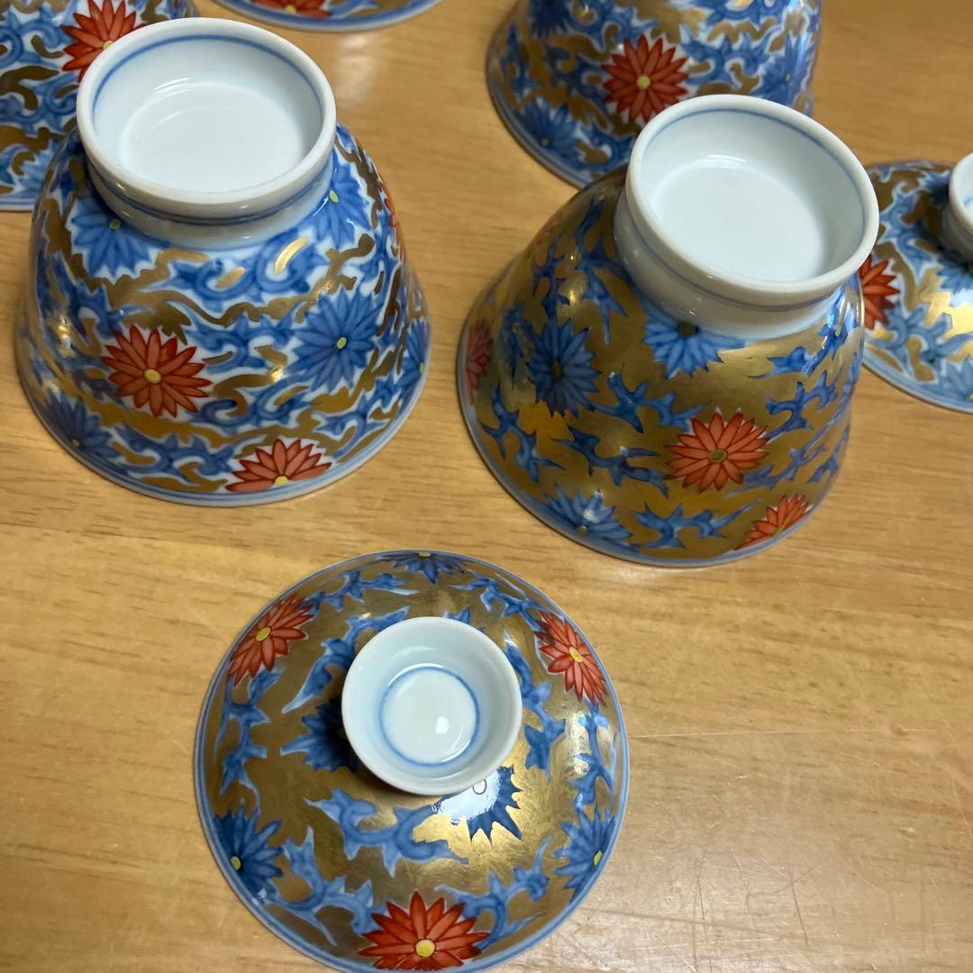 蓋付き小鉢５客 その３（有田焼　華古伊万里様式　菊唐草文様　薄作り）