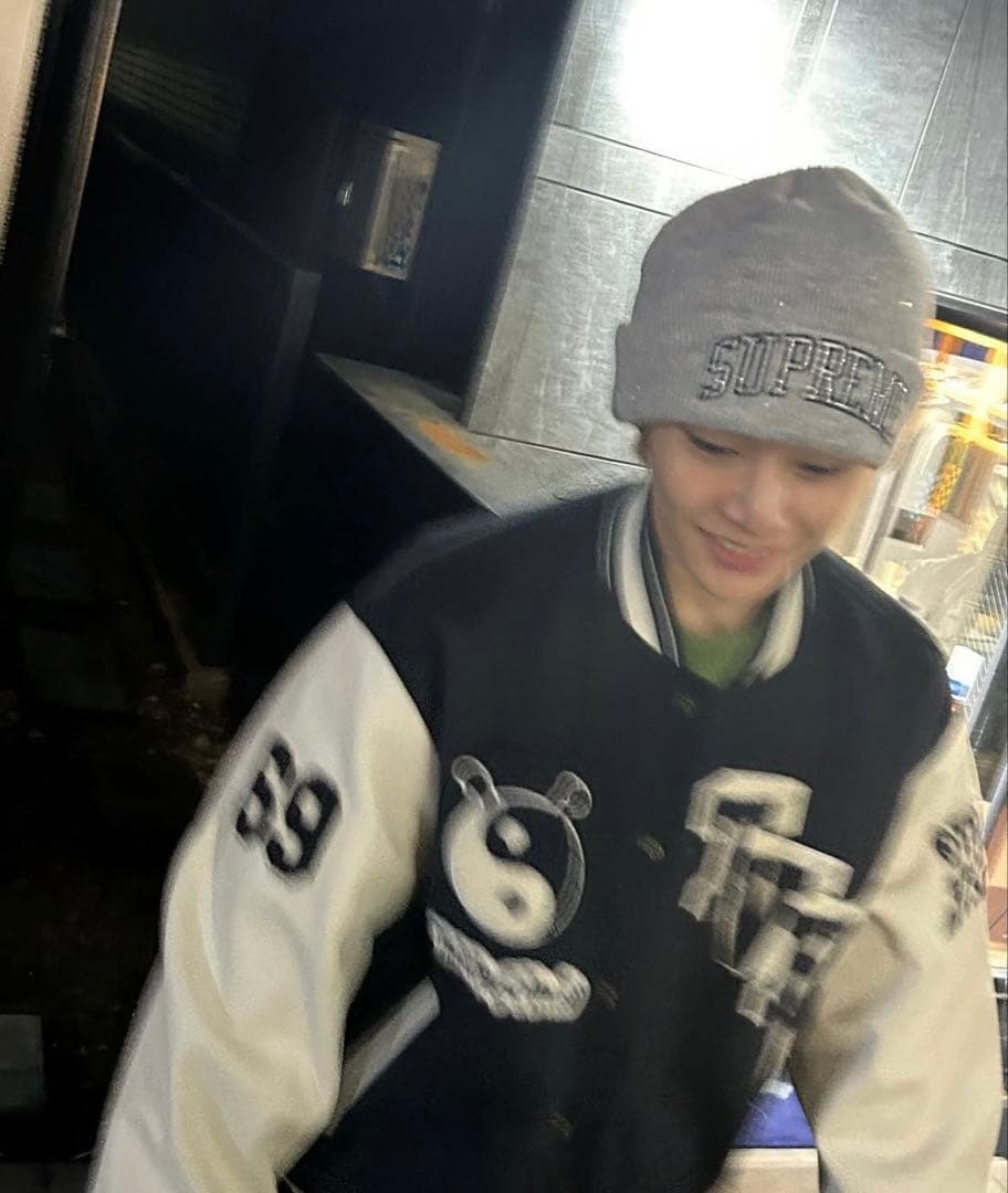 SUPREME ネイビー ニット帽　ラメ　スパンコール　キラキラ