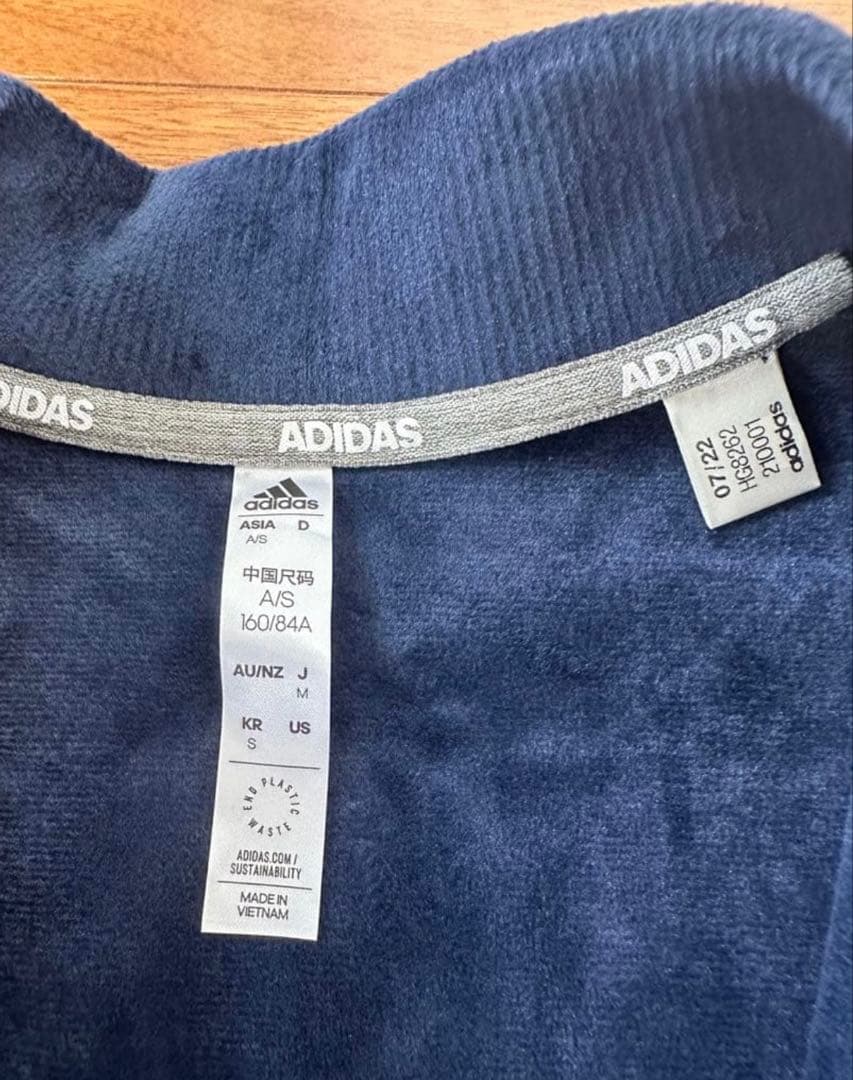 【新品】adidas golf ゴルフウェア　セットアップ　ネイビー　秋冬