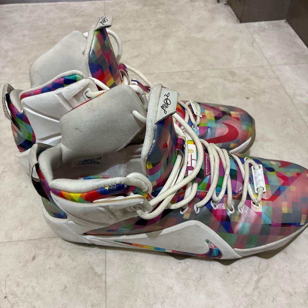 シューズ(男性用) Nike LeBron 12 EXT PRISM