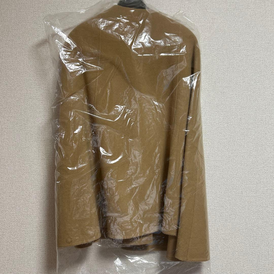 大特価　新品タグ付き　Gready Brilliant ケープコート　ポンチョ