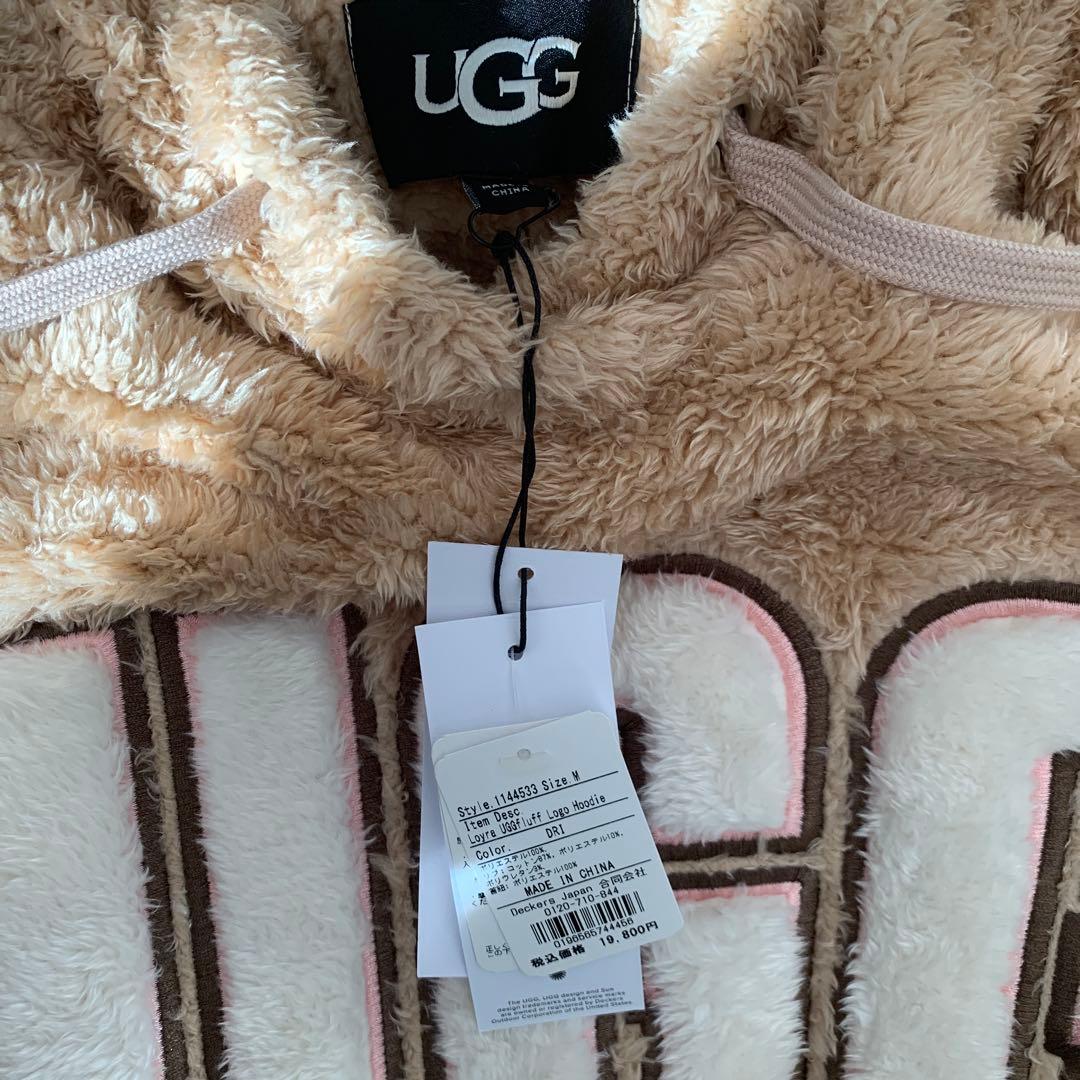 新品未使用UGG フリースパーカー ベージュ袋入り