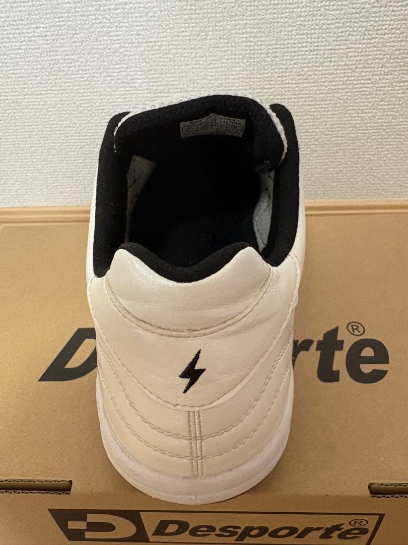 Desporte フットサルシューズ ホワイト