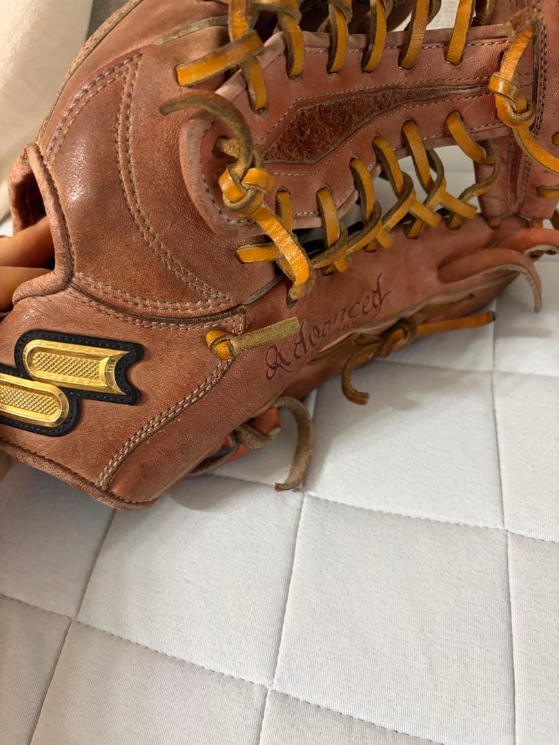 硬式グローブ 外野手用松本剛モデル