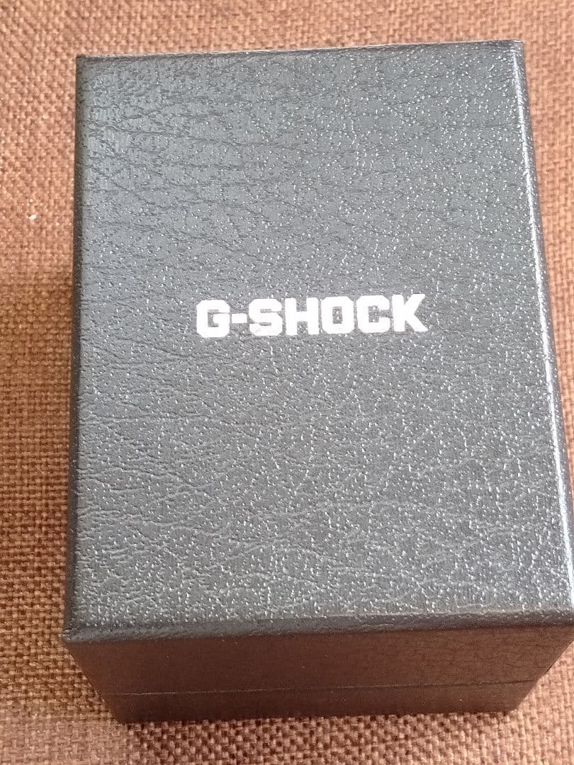 最終価格、Ｇショック！クロノグラフ！電波/ソーラー時計！定価44000円！