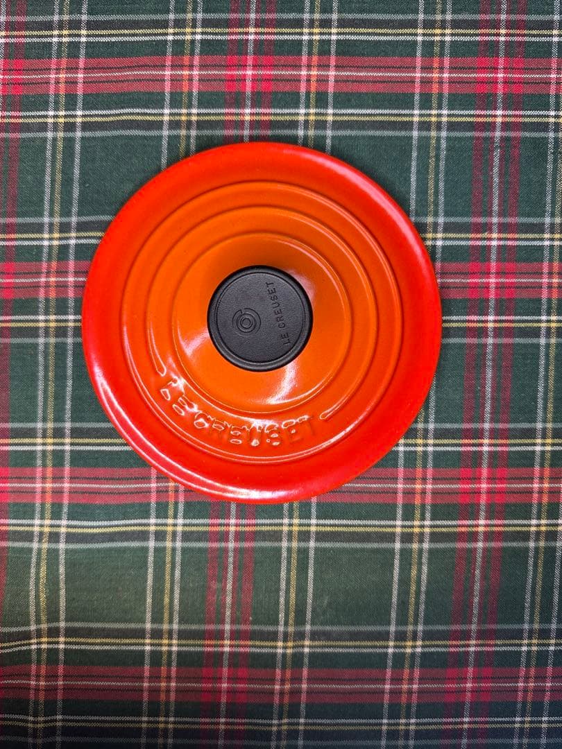 ル・クルーゼ(Le Creuset) 16 オレンジ 新品未使用　箱無し