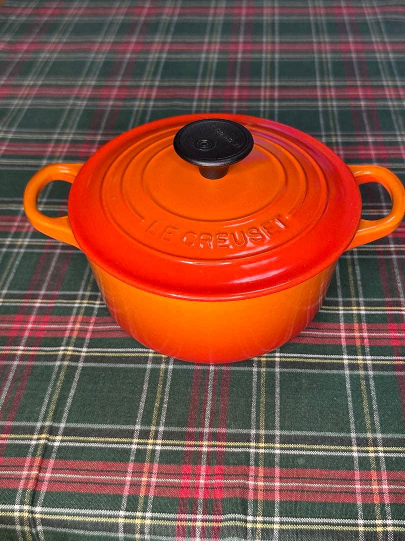 ル・クルーゼ(Le Creuset) 16 オレンジ 新品未使用　箱無し