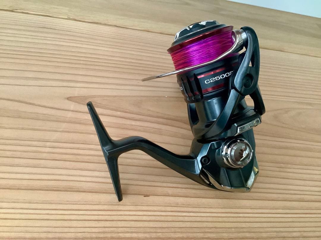 シマノ　ヴァンフォード　 C2500SHG スピニングリール