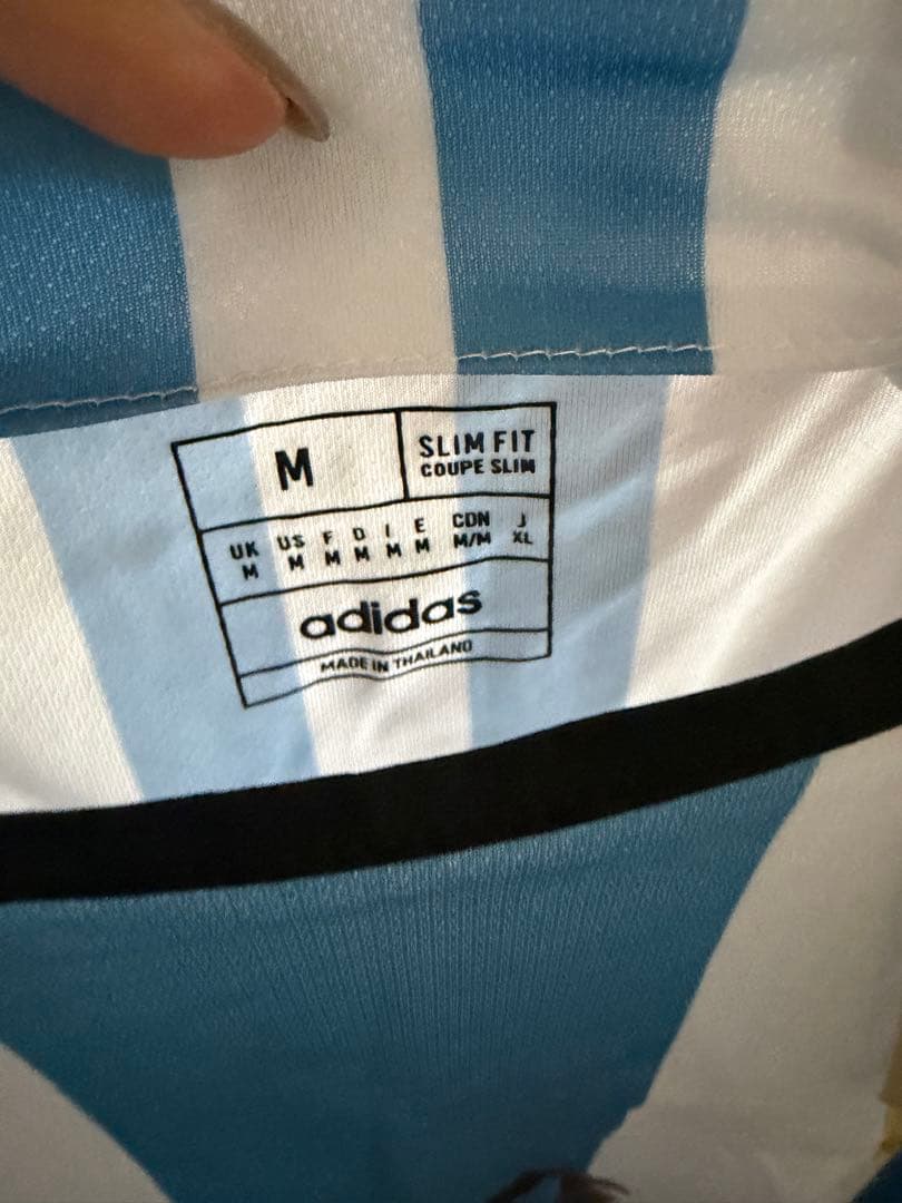 タグ付き新品　2022 W杯ファイナル アルゼンチン代表 メッシ ユニフォーム