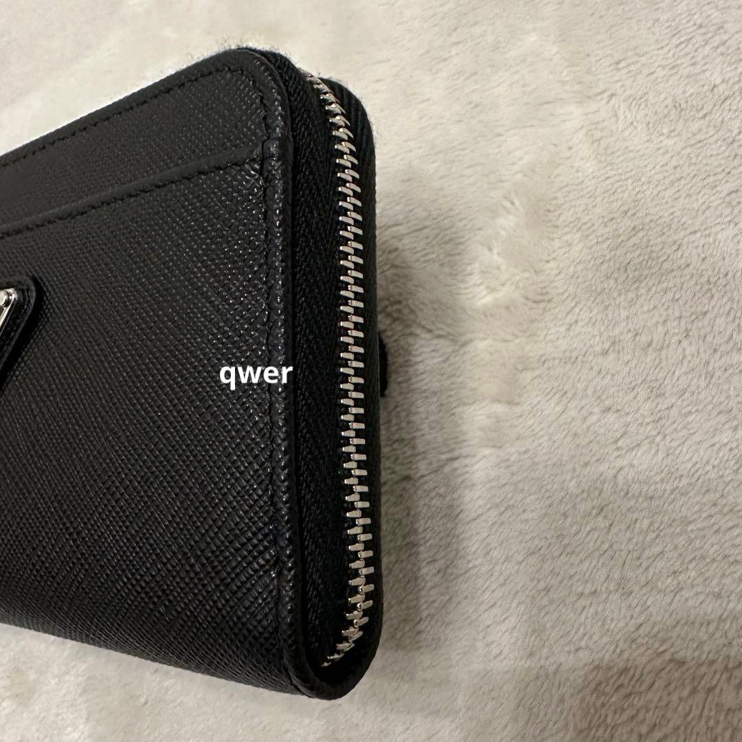 PRADA サフィアーノレザーキーケース　プラダ