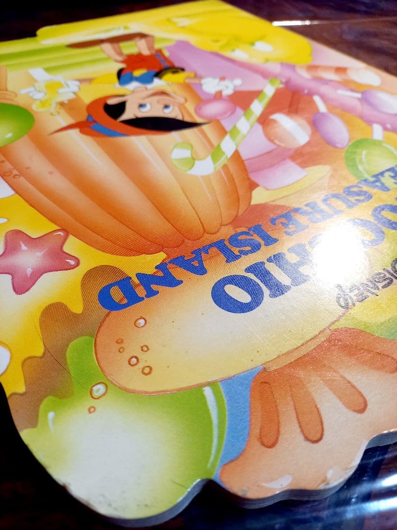 絵本・児童書 WALT DISNEY PINOCCHIO ON PLEASURE 