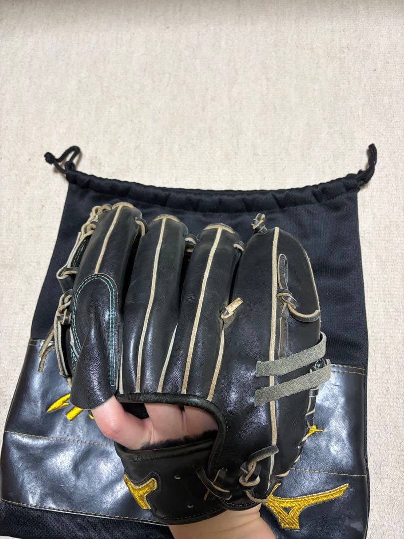 ミズノプロ　硬式用グラブ　投手用