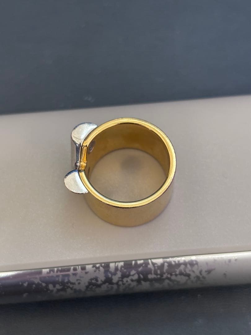 VUITTON リング V Mサイズ