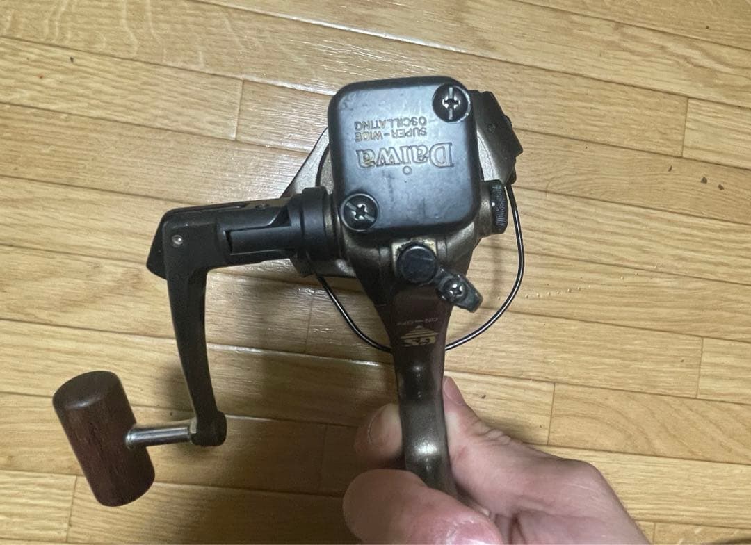 ダイワ　GS-1000 リール　ウィスカ